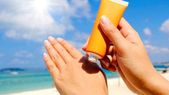 Image for article titled Instead of &#39;Reef Safe,&#39; Use This Kind of Sunscreen