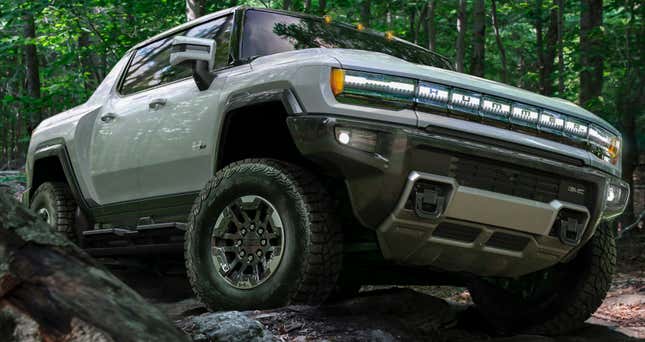 Image for article titled A Close Look At The Tech Behind The 2022 Hummer EV