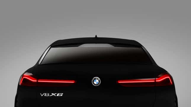 Imagen para el artículo titulado El nuevo BMW X6 Vantablack es el automóvil más negro del mundo