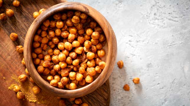Image for article titled Toss a Can of Chickpeas in Your Air Fryer