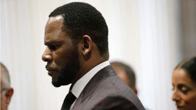 Image for article titled R. Kelly Is Glad to Be in Solitary Confinement