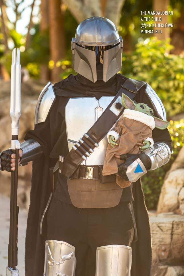 Image for article titled 2019's Last Big Cosplay Show Was A Christmas Treat