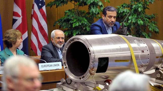 Image for article titled Iranian Team Openly Working On Bomb In Negotiating Room
