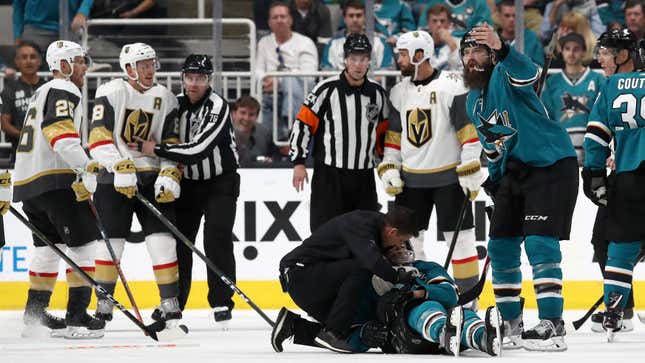 Image for article titled Vegas Says NHL Apologized For Game 7&#39;s Bad Call, And Those Referees Won&#39;t Work The Next Round