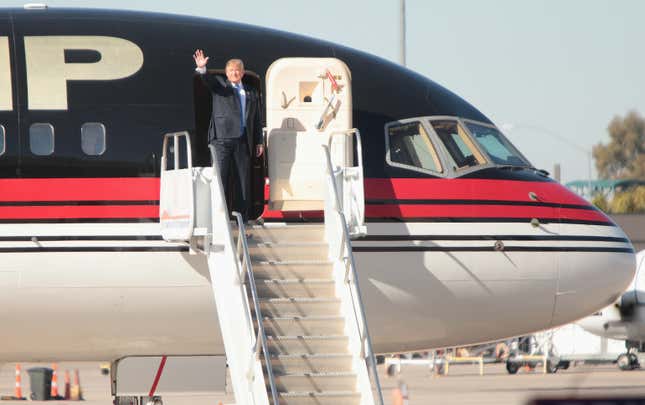 Image for article titled Trump's New 'More American' Air Force One Is A Disgrace To The Name