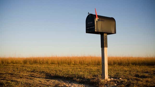 Image for article titled What to Do if You Receive Someone Else&#39;s Mail