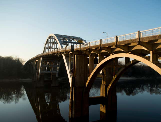 Image for article titled Edmund Pettus Bridge Officially Renamed As Edmund Pettus-John Lewis Friendship Bridge