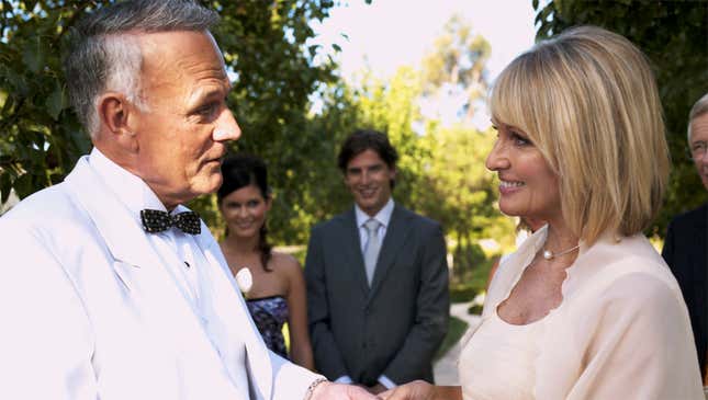 Image for article titled Relationship Experts Say Healthy Couples Should Be Renewing Their Vows 3 Times A Week