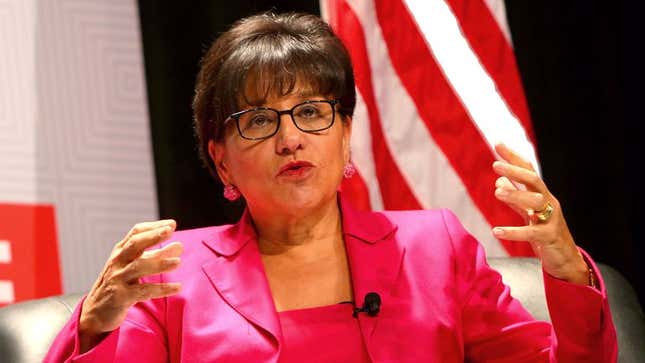 Image for article titled Commerce Secretary Urges Nation To Get In On Piece Of The Action