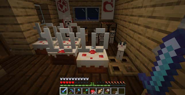 Image for article titled Minecraft Players Are Celebrating 10 Years With Cakes, Artwork And More