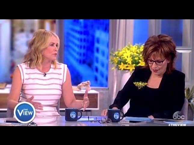 Chelsea Handler Thinks Melania Trump Should Divorce Him and Spill the Tea