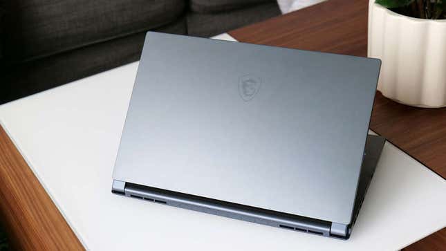 Imagen para el artículo titulado El MSI Stealth 15M es el laptop para videojuegos más fácil de llevar que puedes comprar