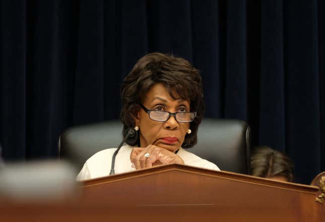 Image for article titled Maxine Waters Rips Ben Carson, HUD for &#39;Actively Causing Harm&#39;