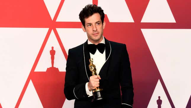 Image for article titled Mark Ronson Did Not Know What Sapiosexual Meant, Says He Isn&#39;t That After All