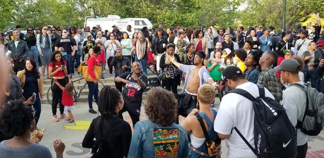 Image for article titled On the 1-Year Anniversary of BBQ Becky, Oakland’s 510 Day Proves There’s Still Plenty of Work to Be Done