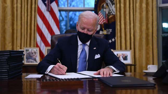 Image for article titled How Will Biden&#39;s Executive Orders Affect Your Debt?
