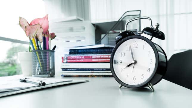 Image for article titled Your Workspace Needs an Analog Clock