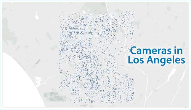 Gizmodo, Los Angeles'ın dokuz kare milini analiz ederken 5.016 benzersiz halka kamera buldu