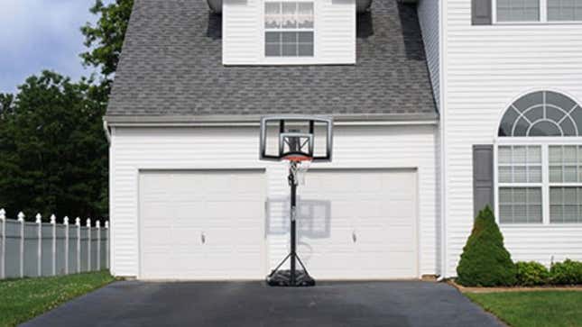 Image for article titled House With A Basketball Hoop That’s A Bit Lower Than 10 Feet