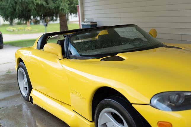 Image for article titled At $8,000, Is This 'ViperVette' The Mega-Merger We Deserve, Or Simply The One We Need?