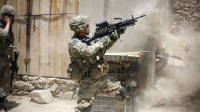 Image for article titled Nation Horrified To Learn About War In Afghanistan While Reading Up On Petraeus Sex Scandal