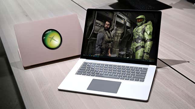 Image for article titled The Time Has Come for an Xbox Laptop