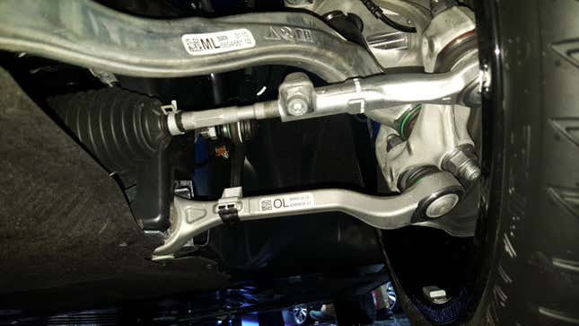 2019 BMW 3 Series double-joint spring strut front suspension as viewed from the front