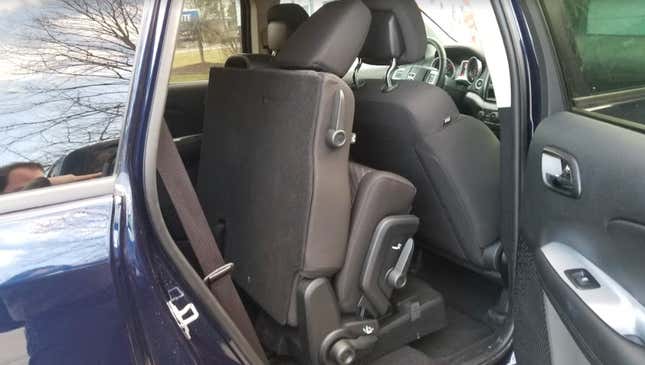 Image for article titled The Dodge Journey Proves That Old Vehicle Platforms Work Just Fine