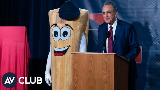 Hank Azaria and Amanda Peet on <i>Brockmire</i>, braids, and making baseball better
