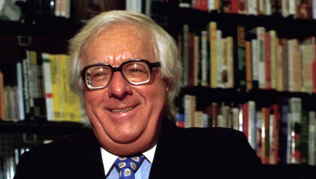 Image for article titled Following Ray Bradbury&#39;s Death, Thousands Of People Buy Kindle Version Of Book About Demise Of Paper Books