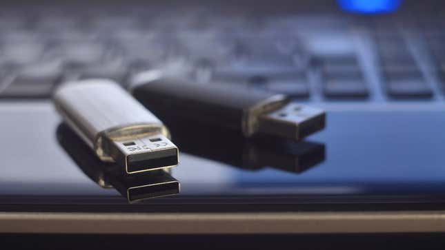 Image for article titled How to Check Your USB Devices for Unsafe Firmware