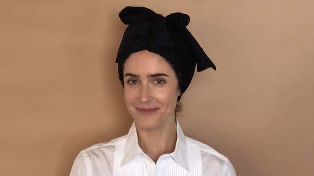 Image for article titled White Woman Claims She Invented the Hair Bonnet, Black Twitter Tells Her to Go Back to Wypipostan