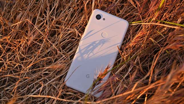 Imagen para el artículo titulado El Google Pixel 3a redefine completamente el concepto de móvil barato con la mejor cámara por solo 400 dólares