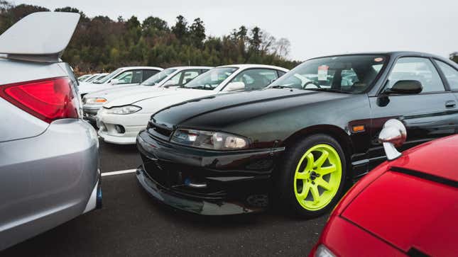 Image for article titled Inside Japan's Biggest Used Car Auction
