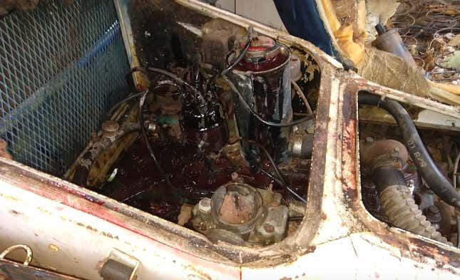 Image for article titled I'm Converting This Rusty 1958 Jeep FC-170 Into An Electric Off-Roader But It's Going To Be Brutal