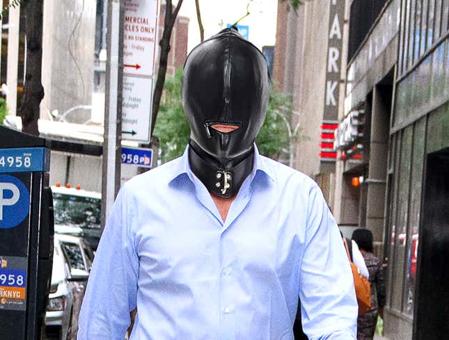 Image for article titled Idiot Walking Around With Fly Open