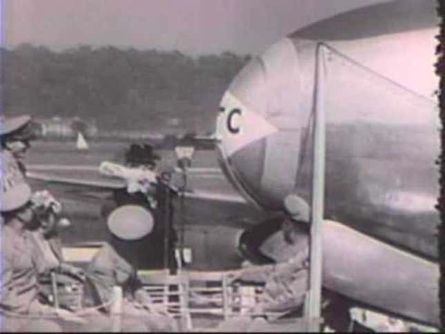 Watch First Lady Bess Truman Be Thwarted in Her Attempt to Christen an Airplane
