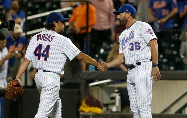 Image for article titled Mickey Callaway And Jason Vargas Are Sorry That Their Actions Distracted From The Mets&#39; General Suckiness