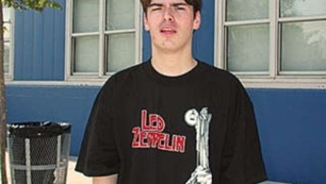 The Zeppelin-loving Campa.