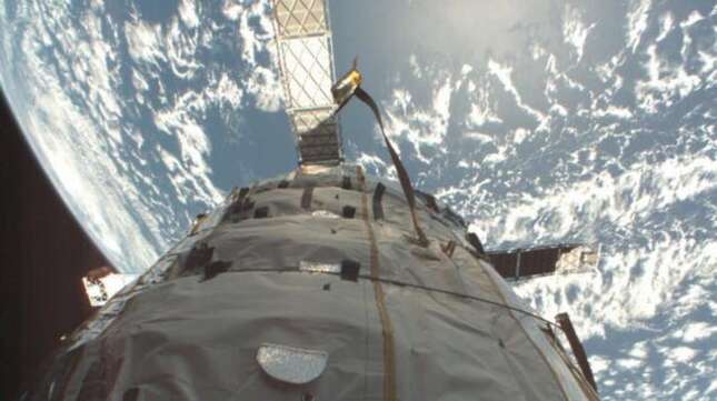 Imagen para el artículo titulado La Fuerza Aérea estadounidense avisa de la posible colisión entre un satélite ruso y otro americano