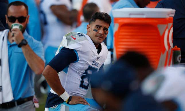 Image for article titled It&#39;s The Beginning Of The End For Marcus Mariota In Tennessee
