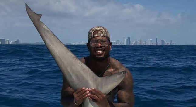 Image for article titled Von Miller Avoids Charges For Bloody Shark Photo; Boat Owner Gets Two Counts