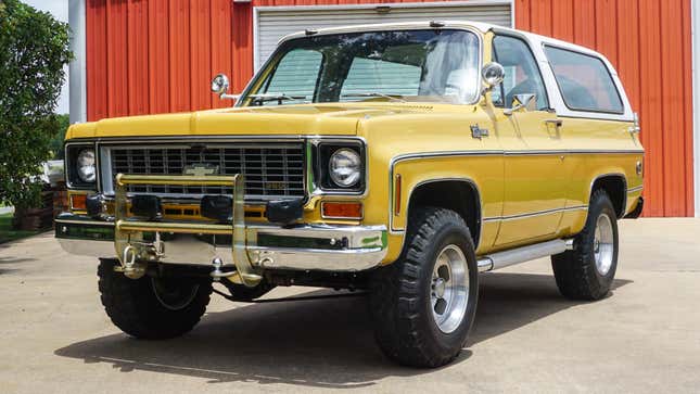 This 1974 Chevy Blazer Is Just Rubbing It In