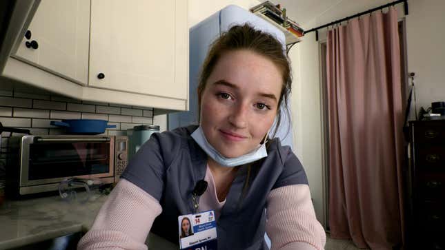 Kaitlyn Dever in Coastal Elites