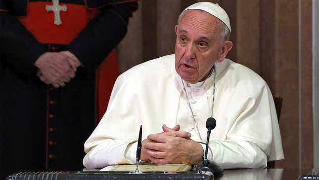 Image for article titled Pope Francis Admits God Really Starting To Look Old