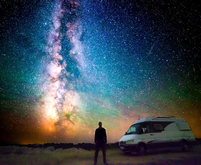Image for article titled What Five Years of #Vanlife Taught Me About Social Media
