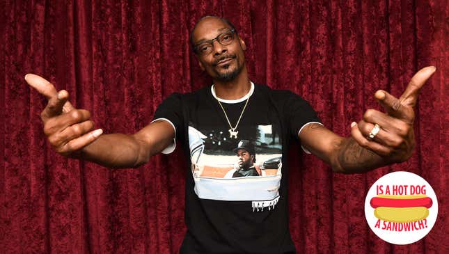 Image for article titled Hey Snoop Dogg, is a hot dogg a sandwich?