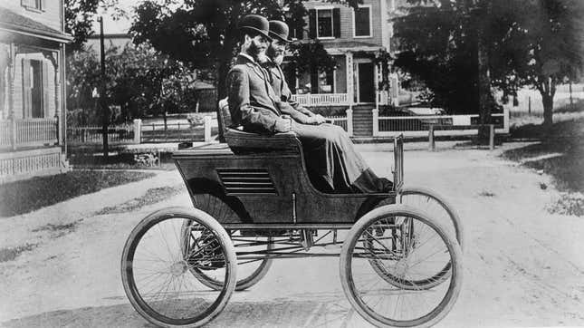 Image for article titled Frank Duryea Wins First Race In The US 125 Years Ago Today