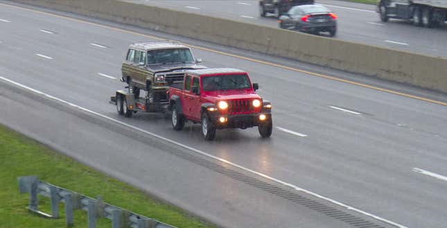 Image for article titled What It Was Like Towing a Free Jeep Grand Wagoneer With the 2020 Jeep Gladiator