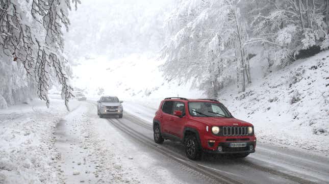 Image for article titled How To Use Your Handbrake To Improve Your Winter Driving